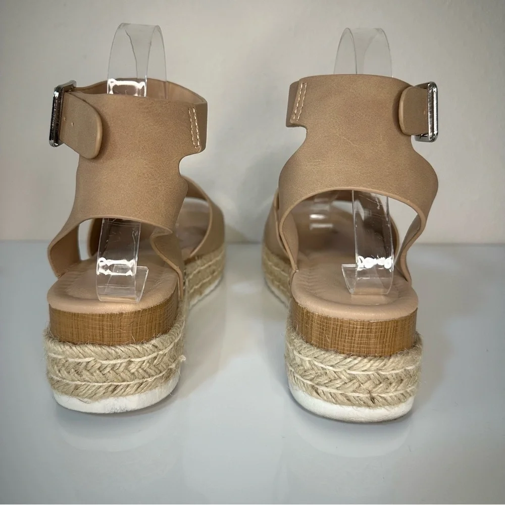 Cushionaire Espadrille Sandals